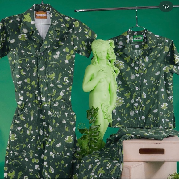 Big Bud Press Short Sleeve Jumpsuit Cookbook print - Picture 5 of 12